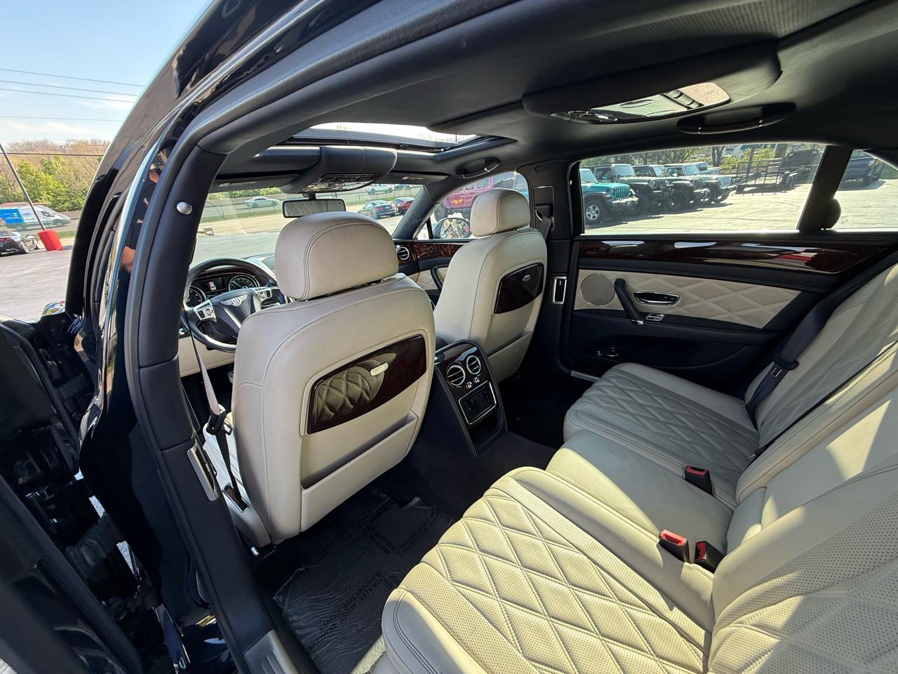 Bentley Flying Spur  2016