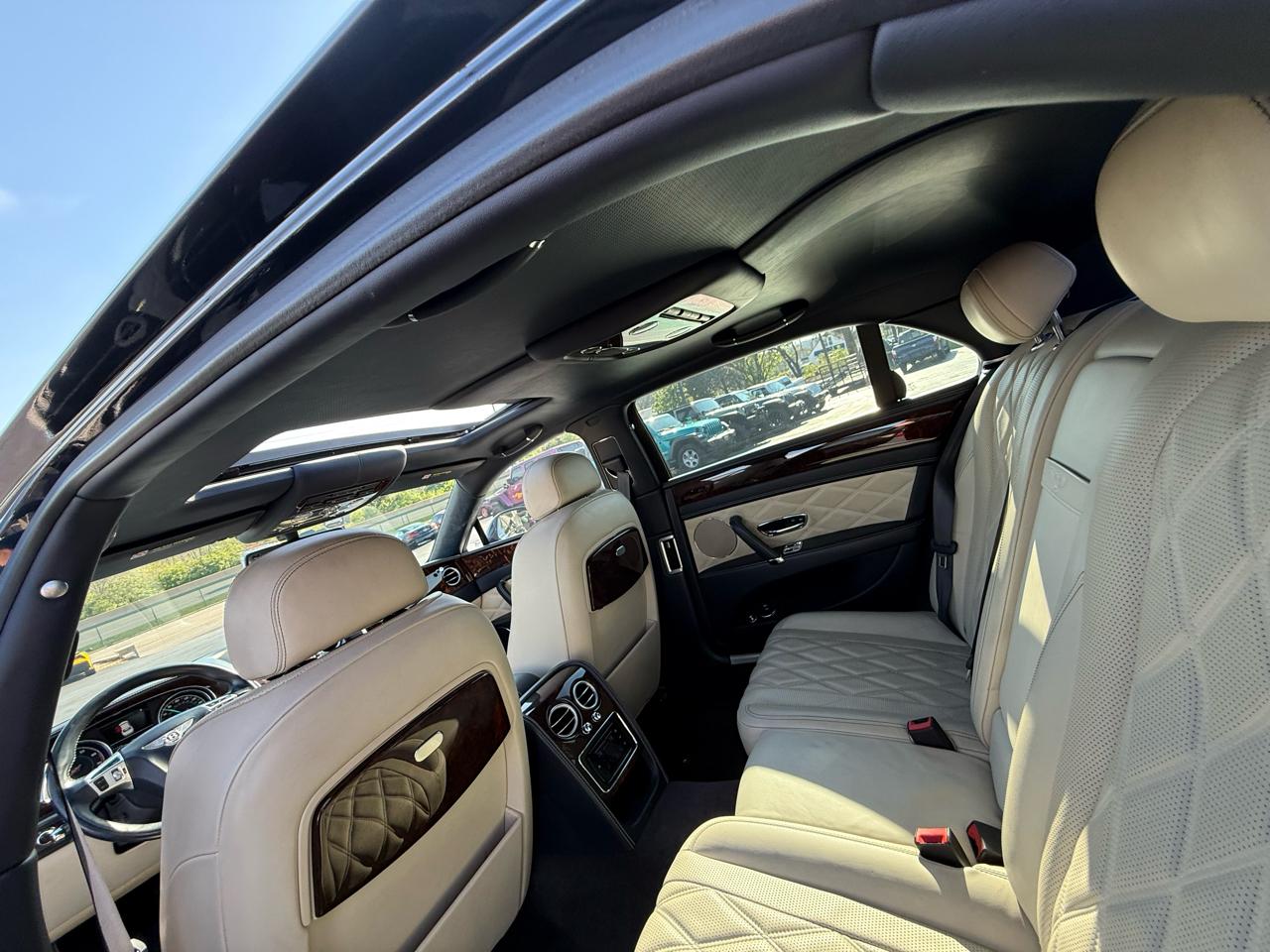 Bentley Flying Spur  2016