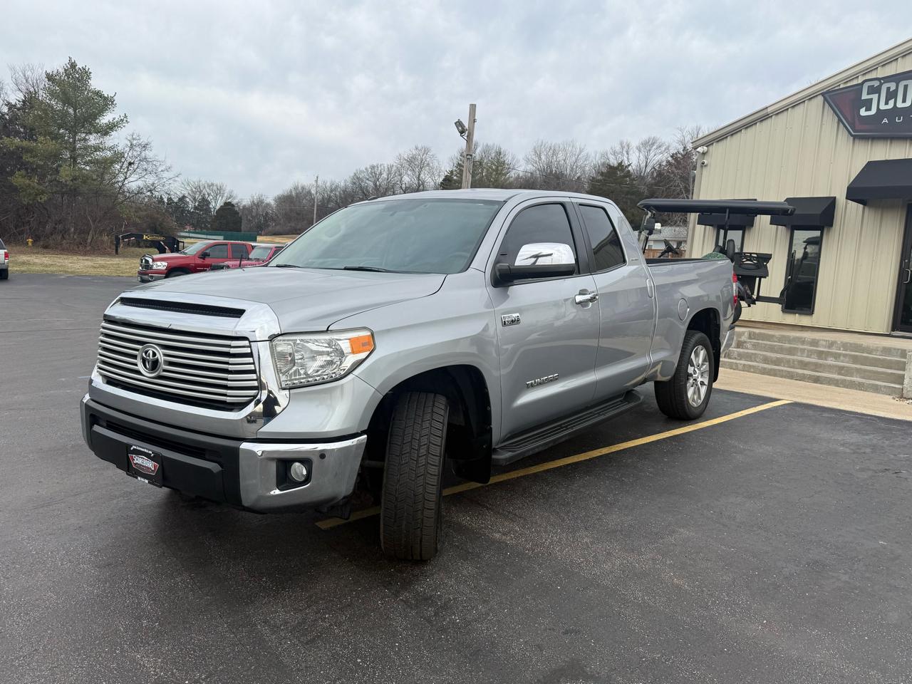 Toyota Tundra 4WD Truck Double Cab 5.7L V8 6-Spd AT LTD (Natl) 2016