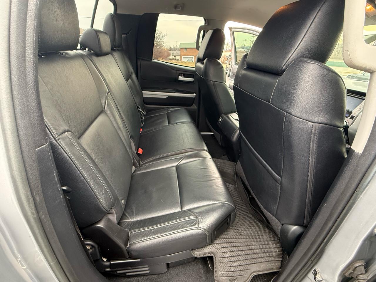 Toyota Tundra 4WD Truck Double Cab 5.7L V8 6-Spd AT LTD (Natl) 2016