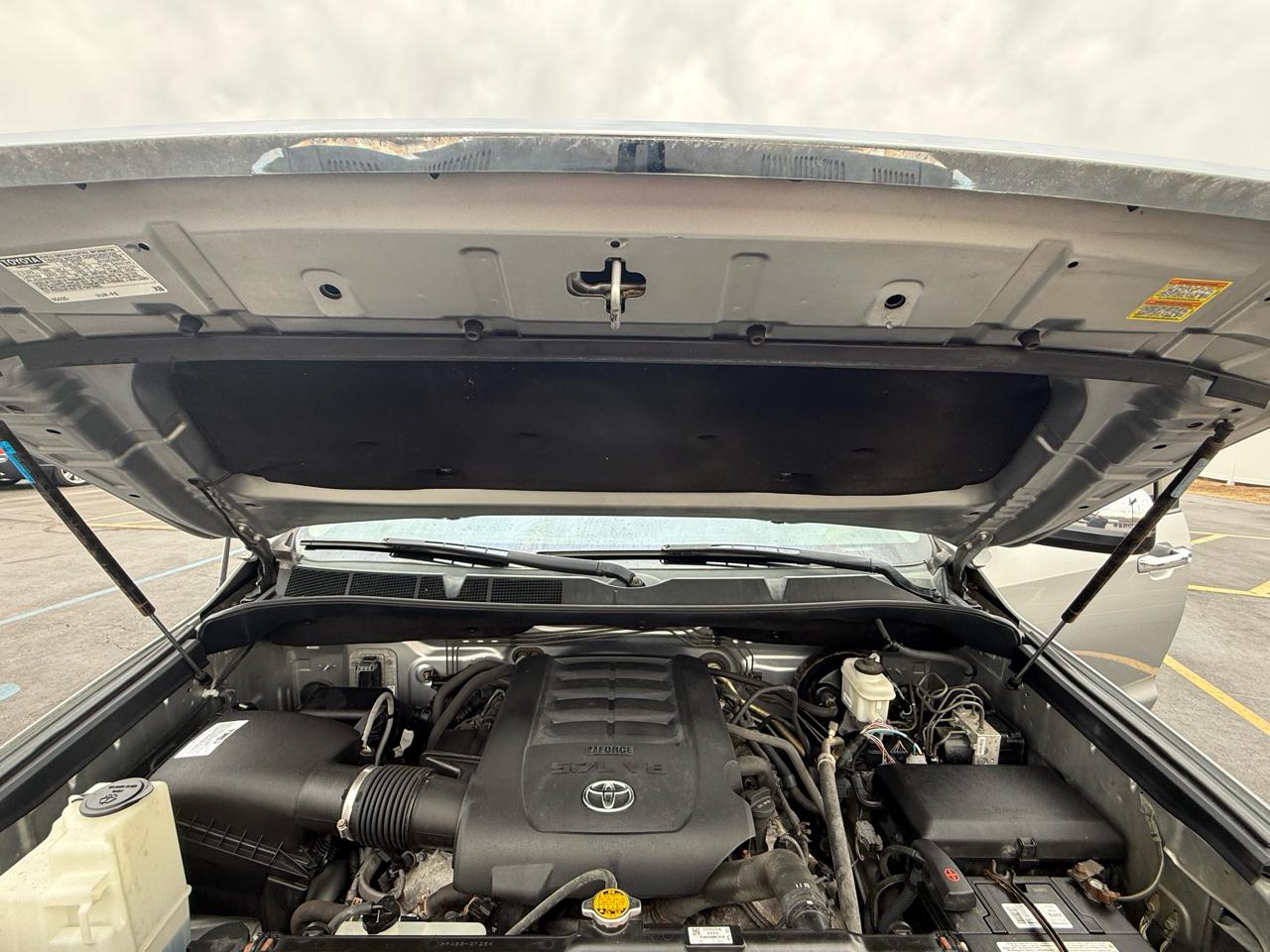 Toyota Tundra 4WD Truck Double Cab 5.7L V8 6-Spd AT LTD (Natl) 2016