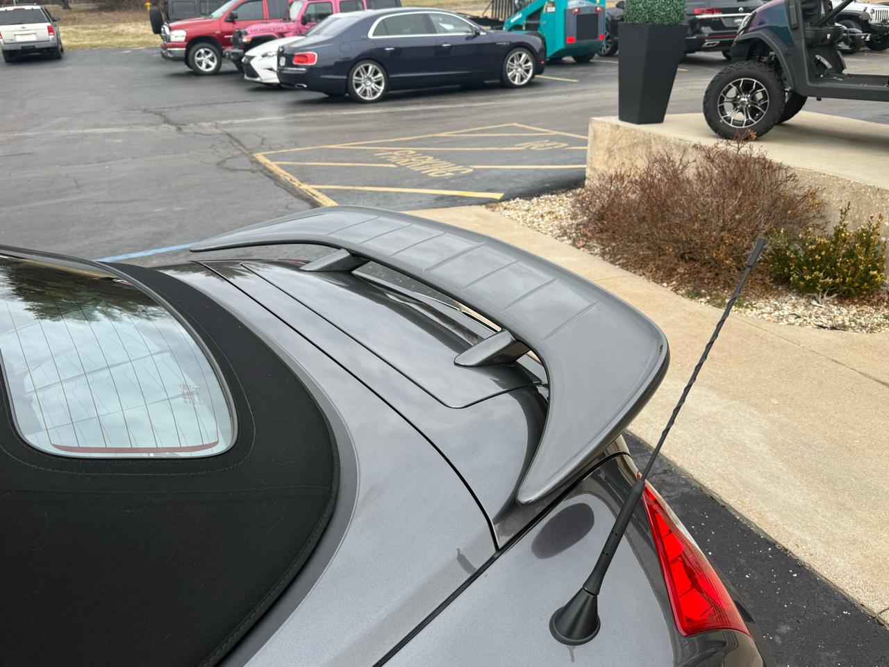 Chrysler Crossfire 2dr Roadster SRT6 2005