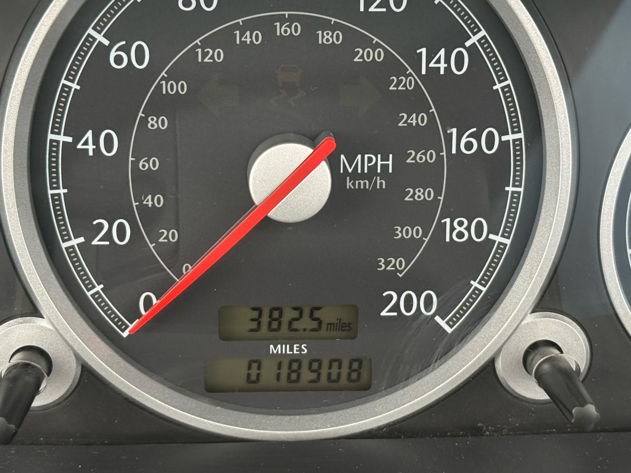 Chrysler Crossfire 2dr Roadster SRT6 2005