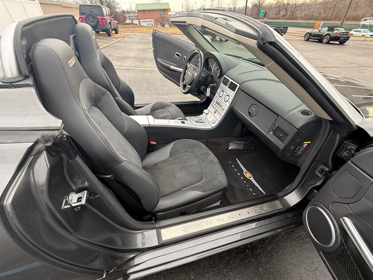 Chrysler Crossfire 2dr Roadster SRT6 2005