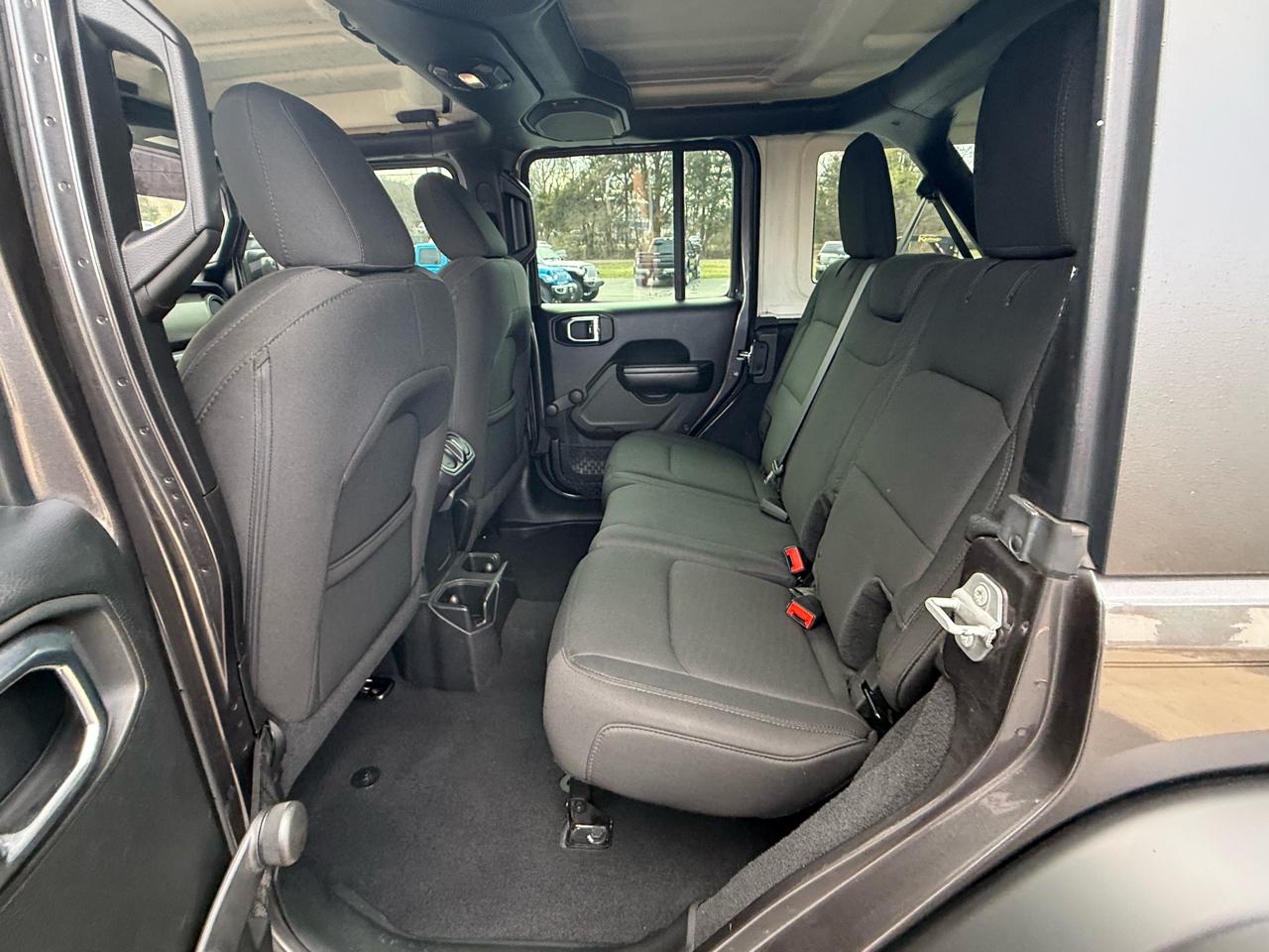 Jeep Wrangler Unlimited Sport 4x4 2018