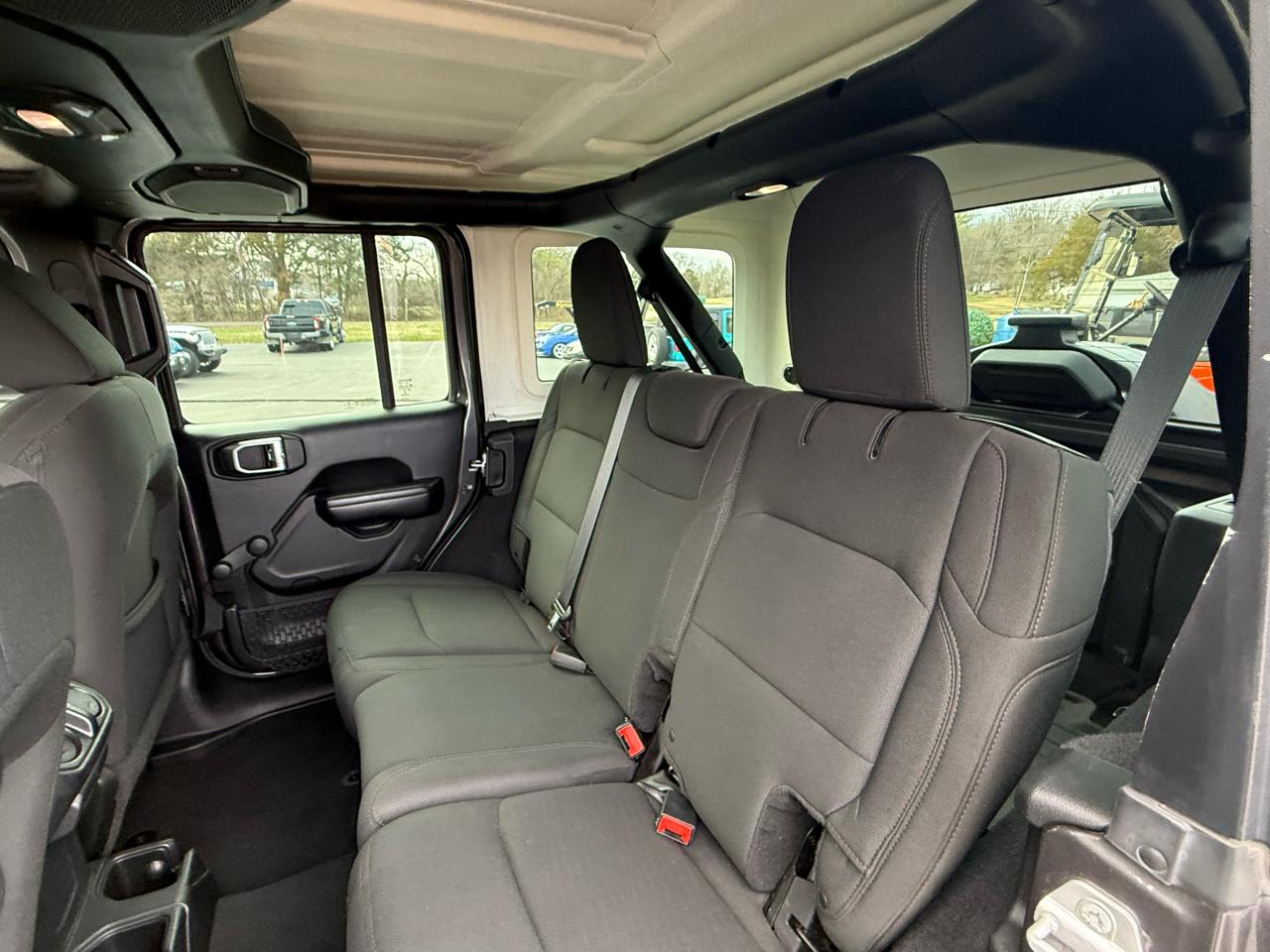 Jeep Wrangler Unlimited Sport 4x4 2018