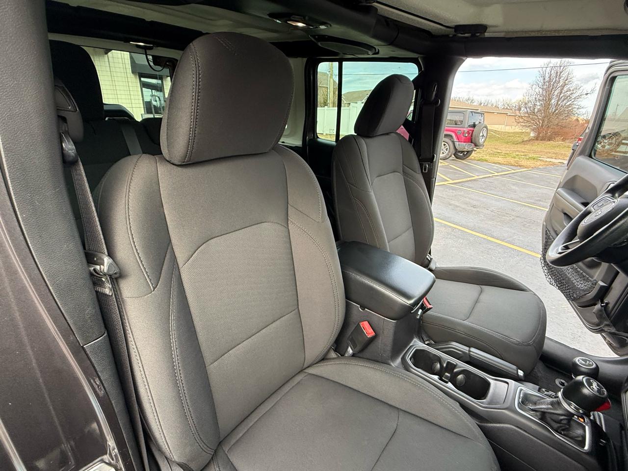 Jeep Wrangler Unlimited Sport 4x4 2018