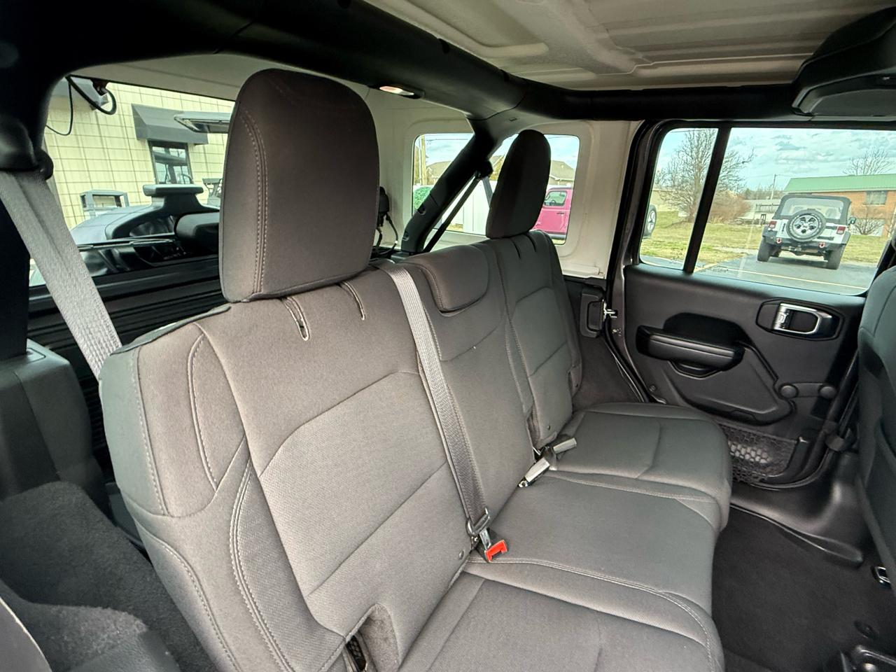 Jeep Wrangler Unlimited Sport 4x4 2018