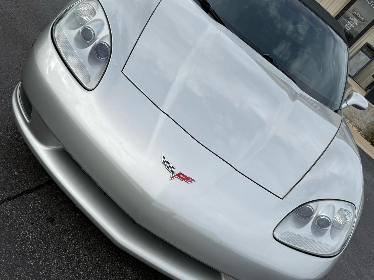 Chevrolet Corvette 2dr Convertible 2005