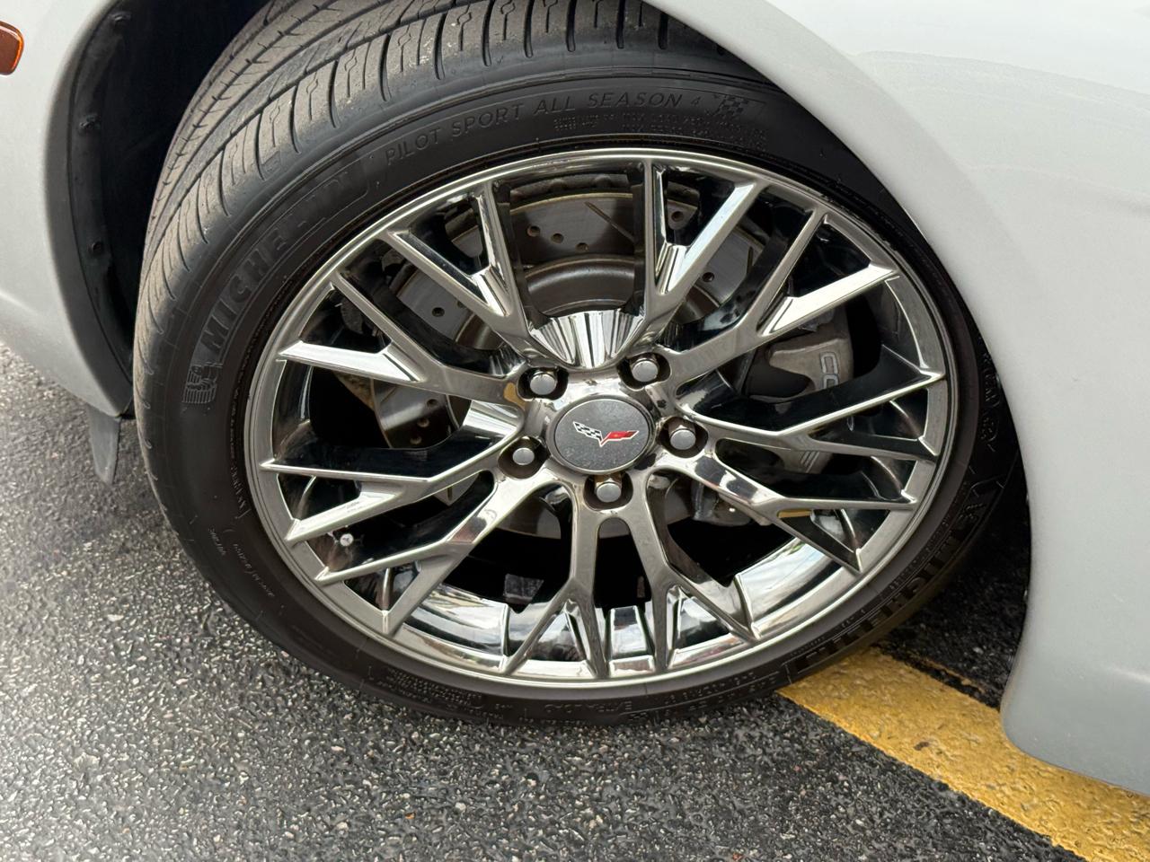 Chevrolet Corvette 2dr Convertible 2005