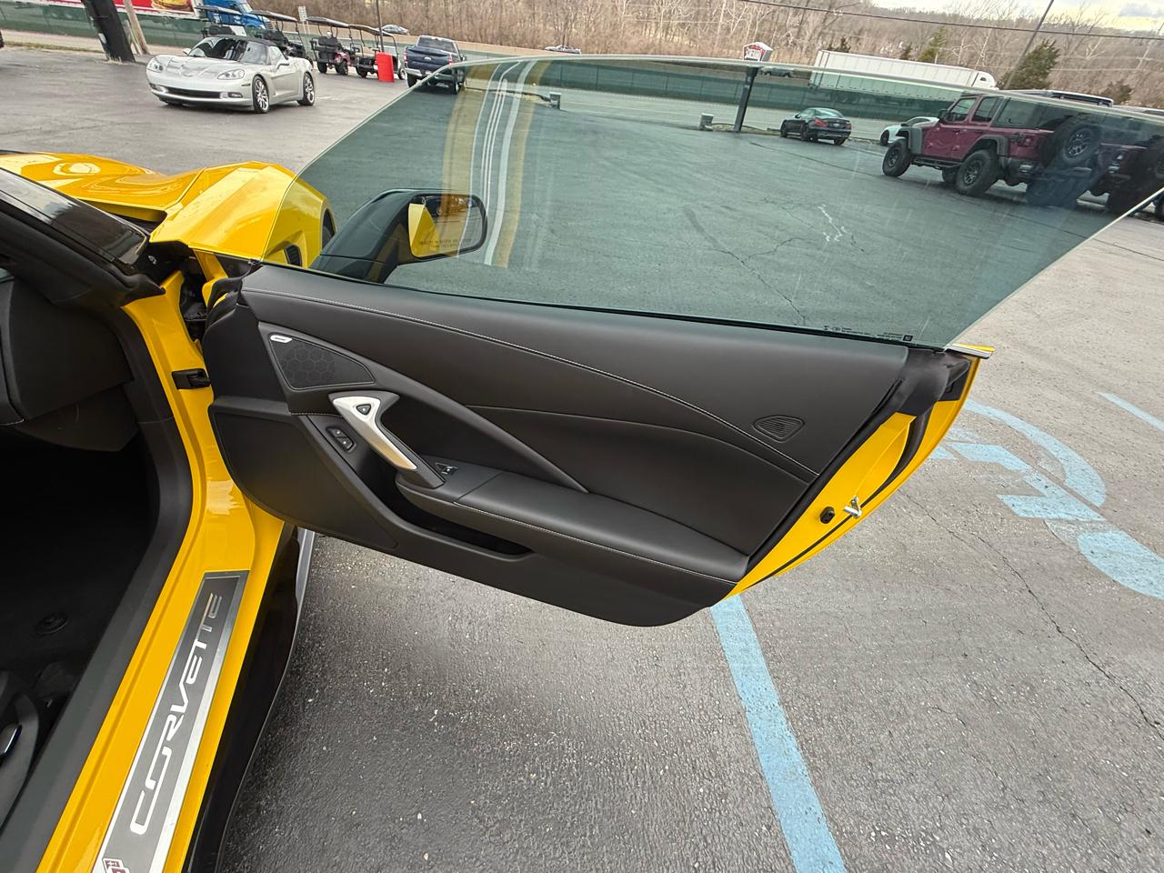 Chevrolet Corvette Stingray 2dr Z51 Cpe w/2LT 2014