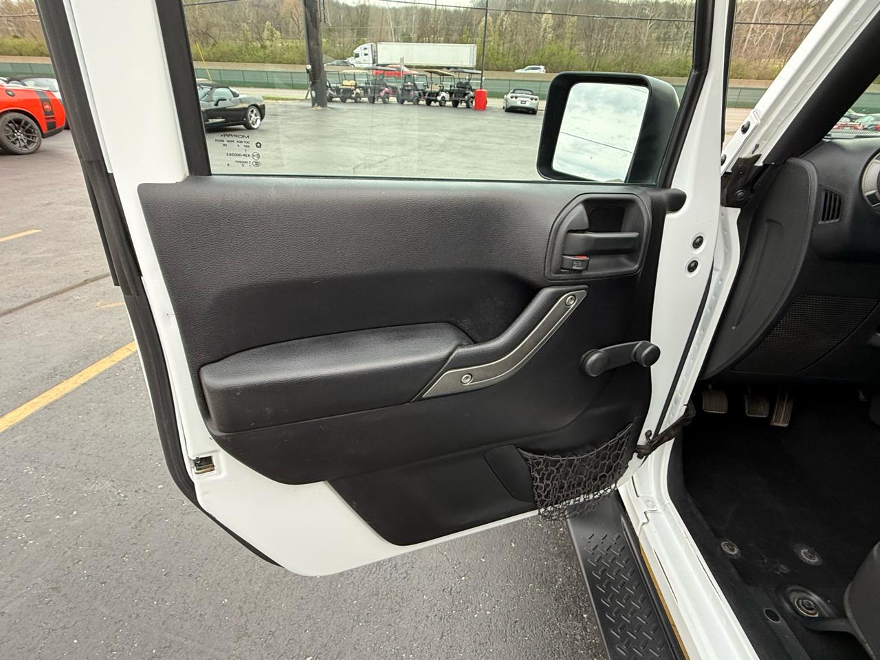 Jeep Wrangler Unlimited 4WD 4dr Sport 2015