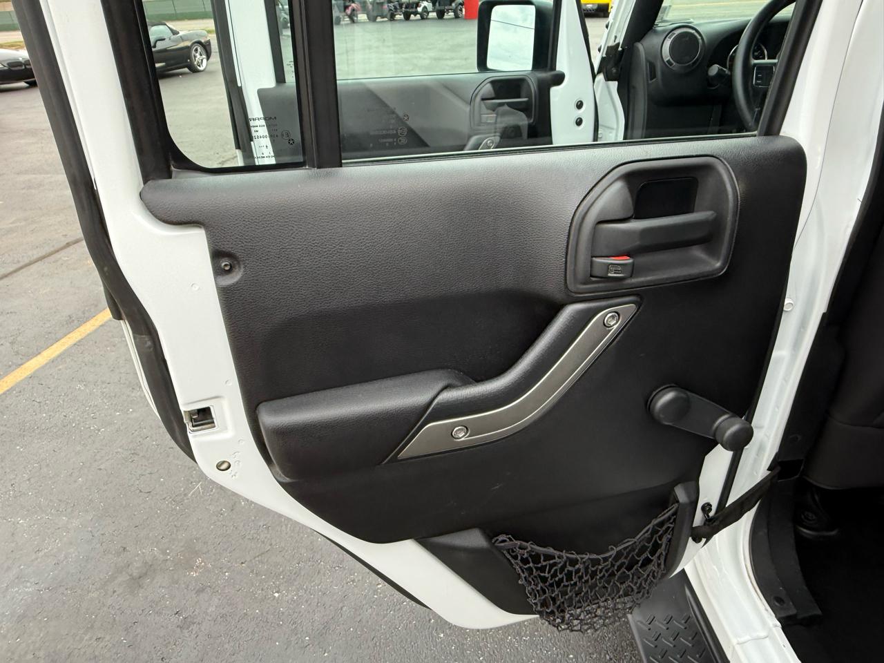 Jeep Wrangler Unlimited 4WD 4dr Sport 2015