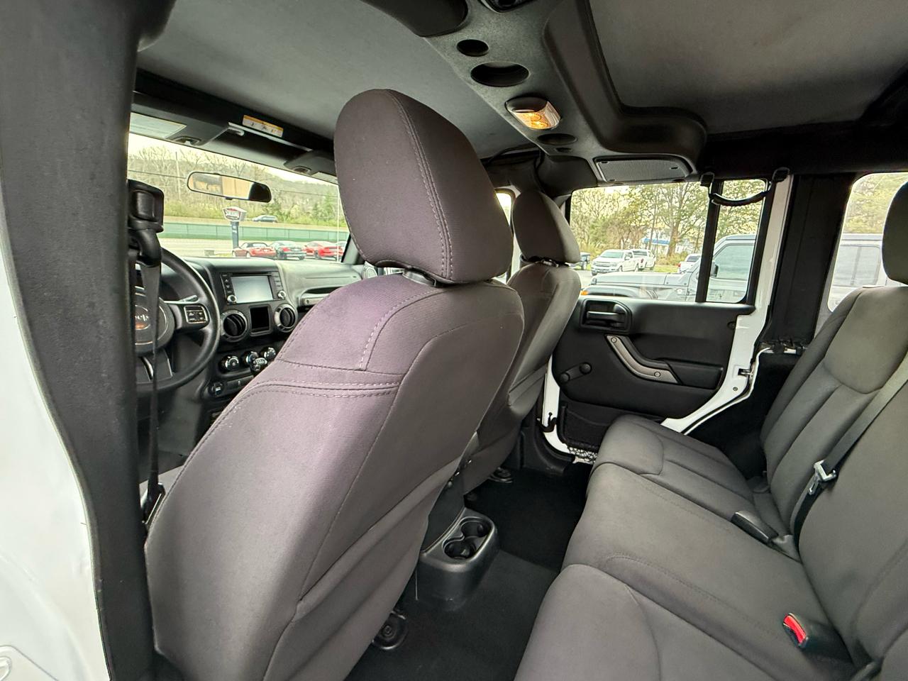 Jeep Wrangler Unlimited 4WD 4dr Sport 2015