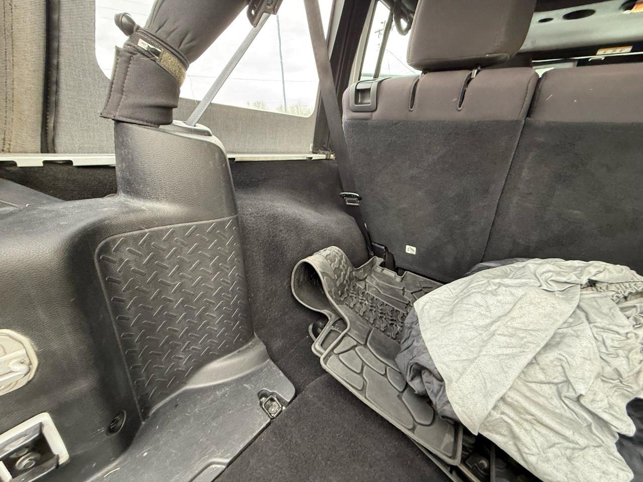 Jeep Wrangler Unlimited 4WD 4dr Sport 2015