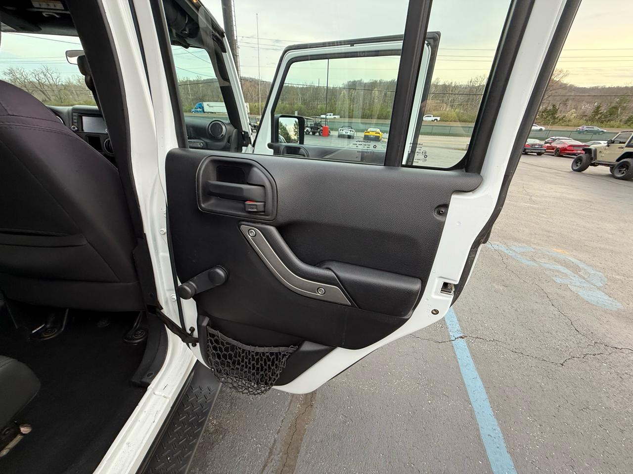 Jeep Wrangler Unlimited 4WD 4dr Sport 2015