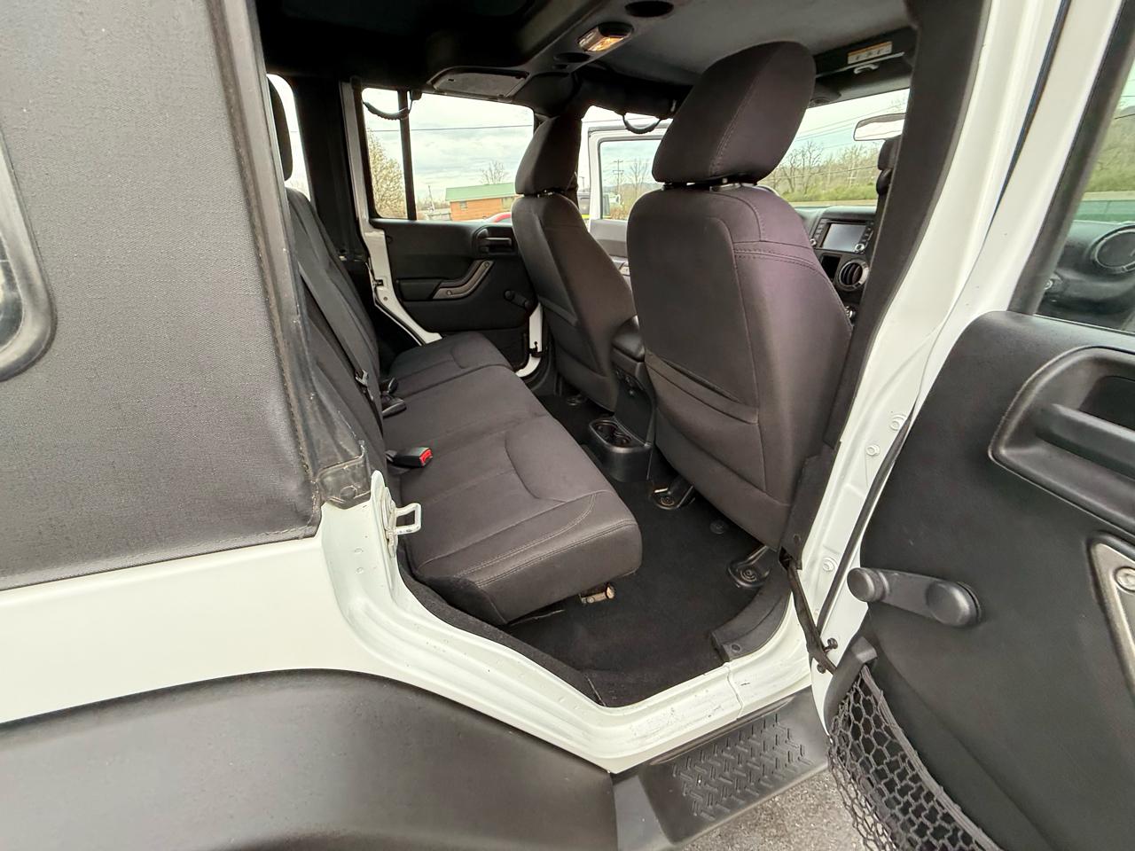 Jeep Wrangler Unlimited 4WD 4dr Sport 2015