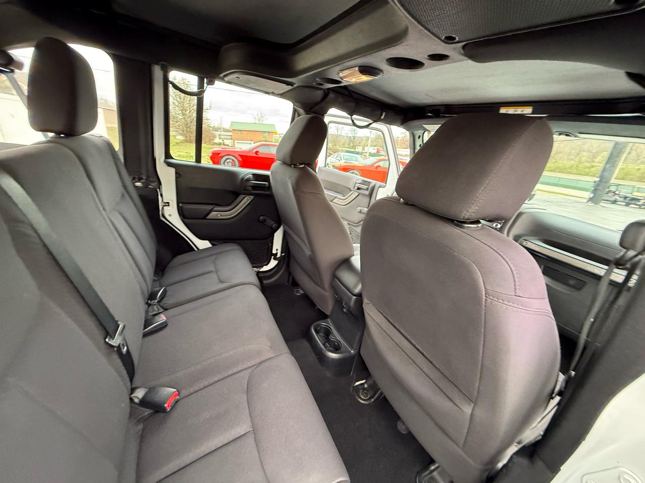 Jeep Wrangler Unlimited 4WD 4dr Sport 2015