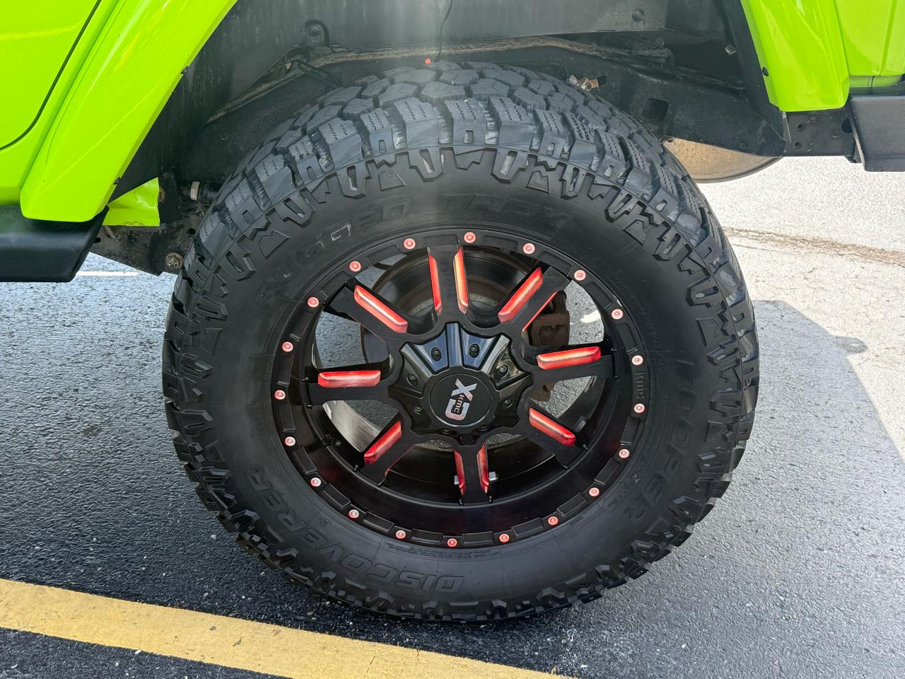 Jeep Wrangler Unlimited 4WD 4dr Sahara 2012
