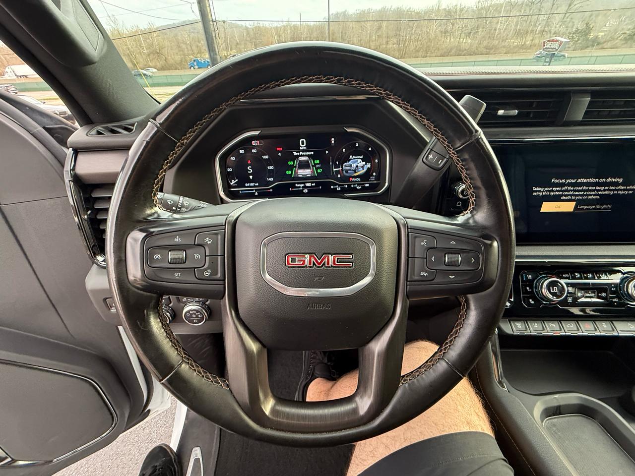 GMC Sierra 2500HD 4WD Crew Cab 159" AT4 2024