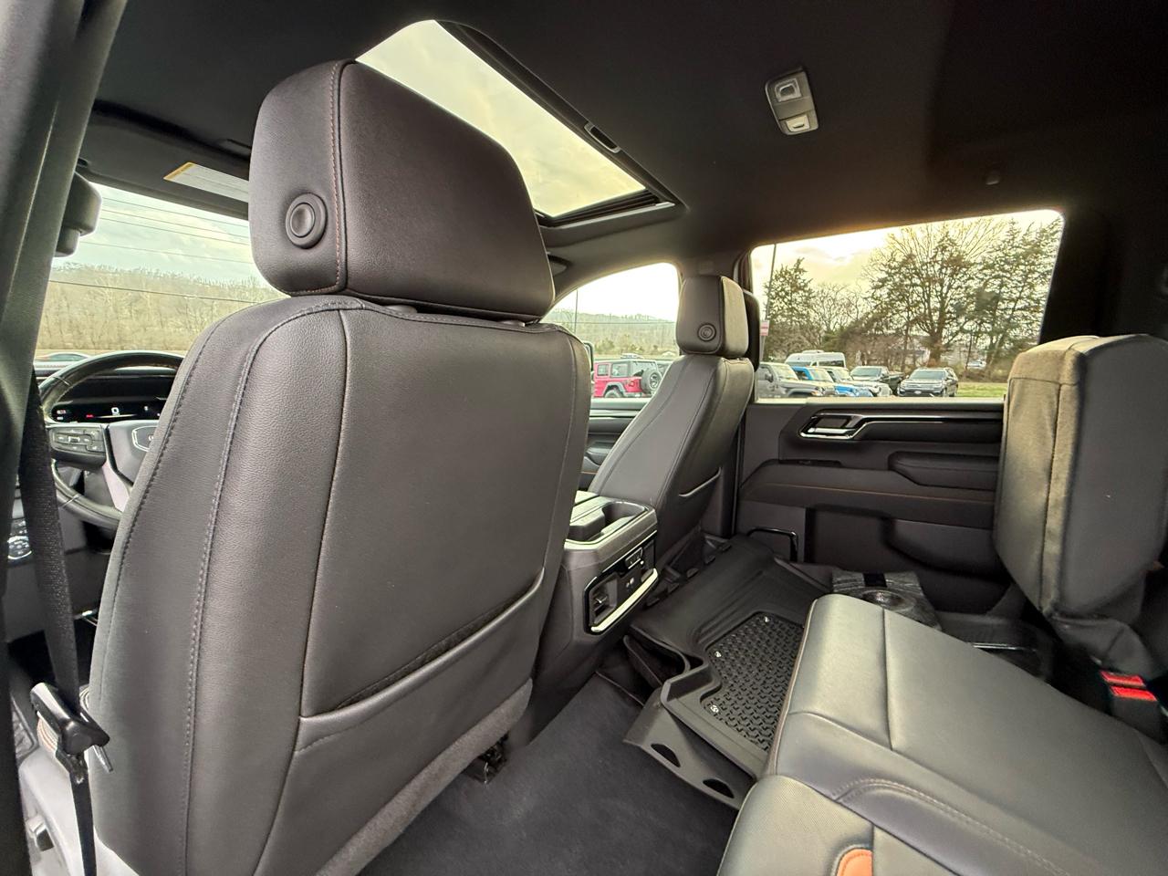 GMC Sierra 2500HD 4WD Crew Cab 159" AT4 2024