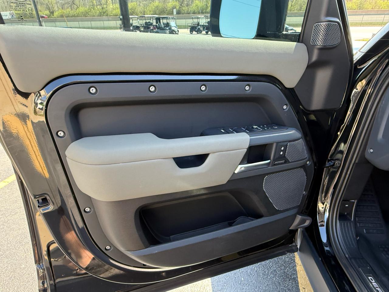 Land Rover Defender 110 X AWD 2023