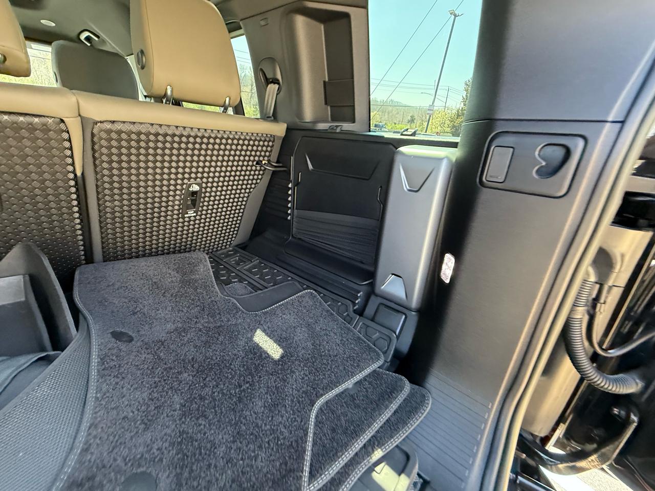 Land Rover Defender 110 X AWD 2023