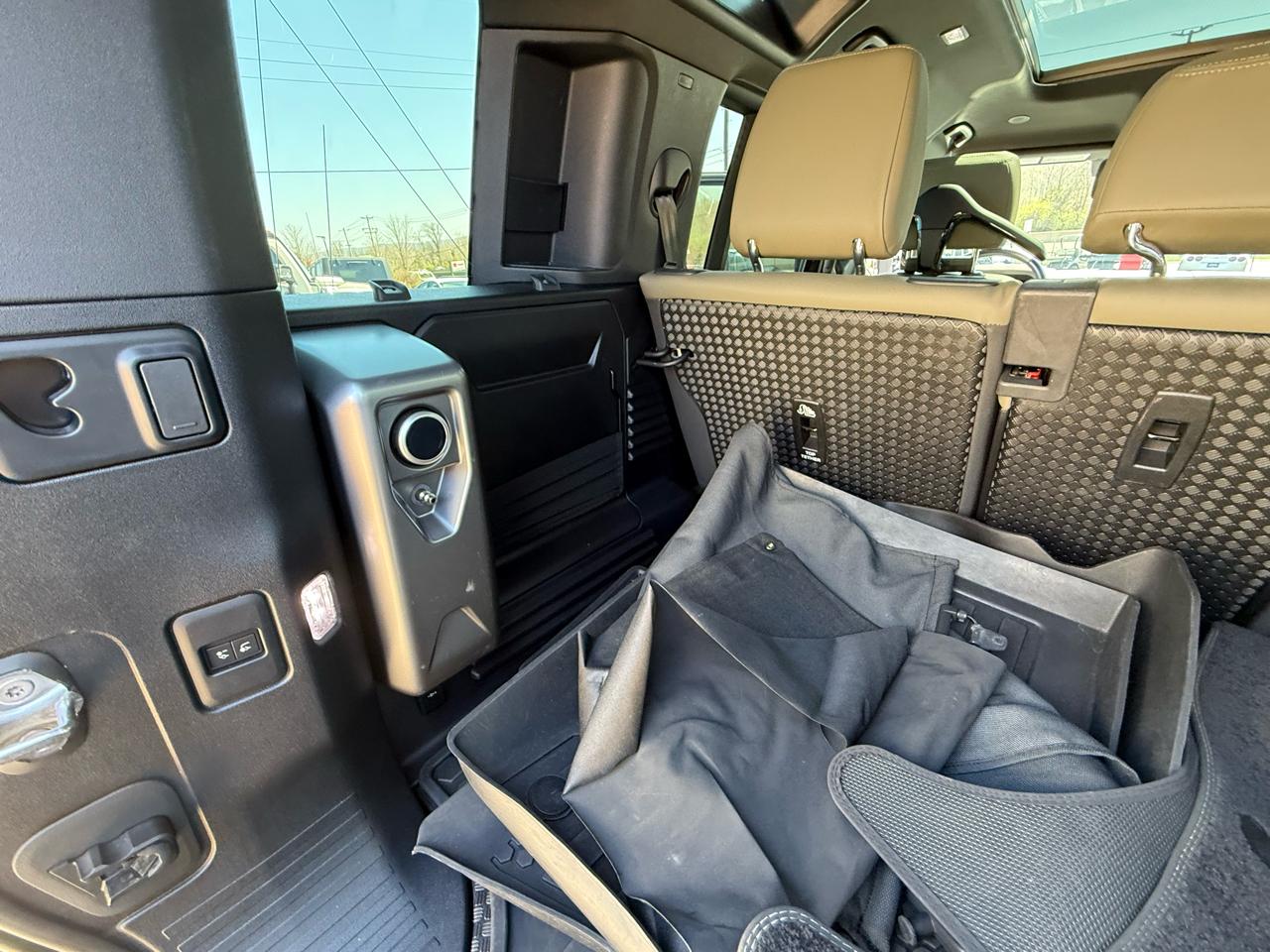 Land Rover Defender 110 X AWD 2023