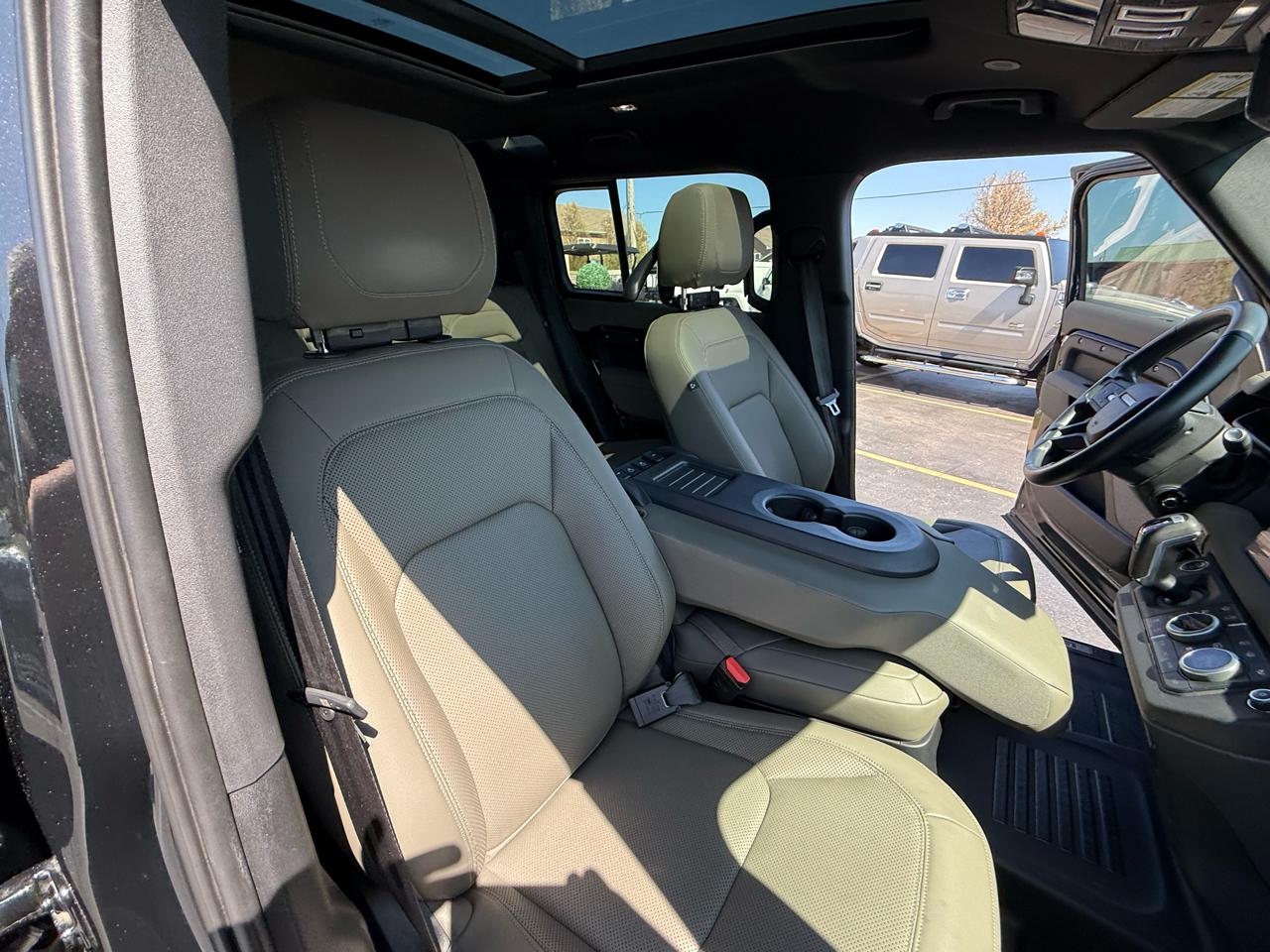 Land Rover Defender 110 X AWD 2023