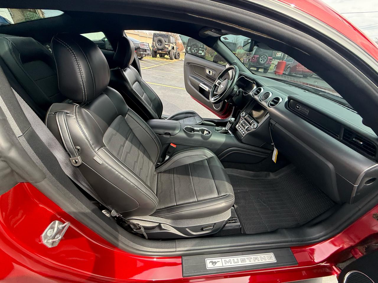 Ford Mustang GT Fastback 2020