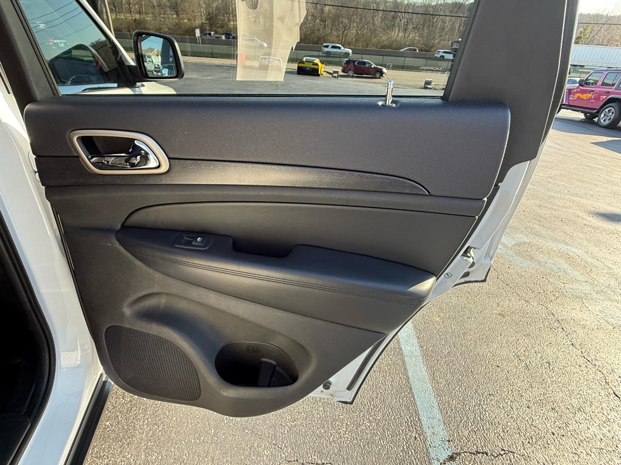 Jeep Grand Cherokee 4WD 4dr Laredo 2015