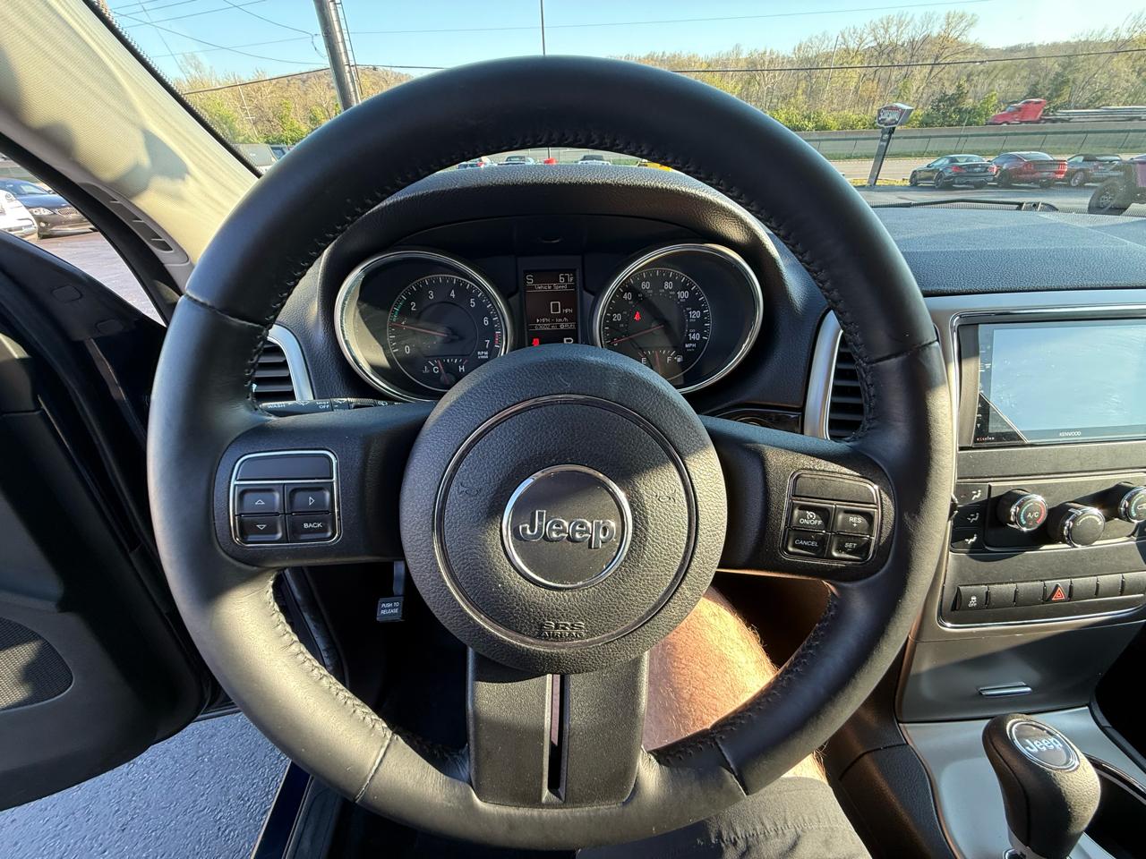 Jeep Grand Cherokee 4WD 4dr Laredo 2012