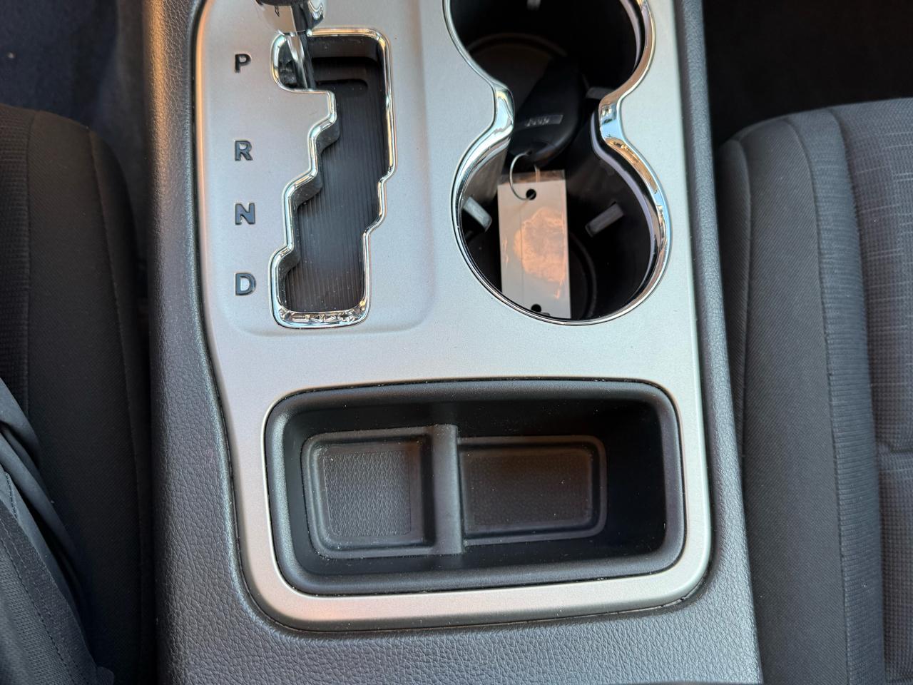 Jeep Grand Cherokee 4WD 4dr Laredo 2012