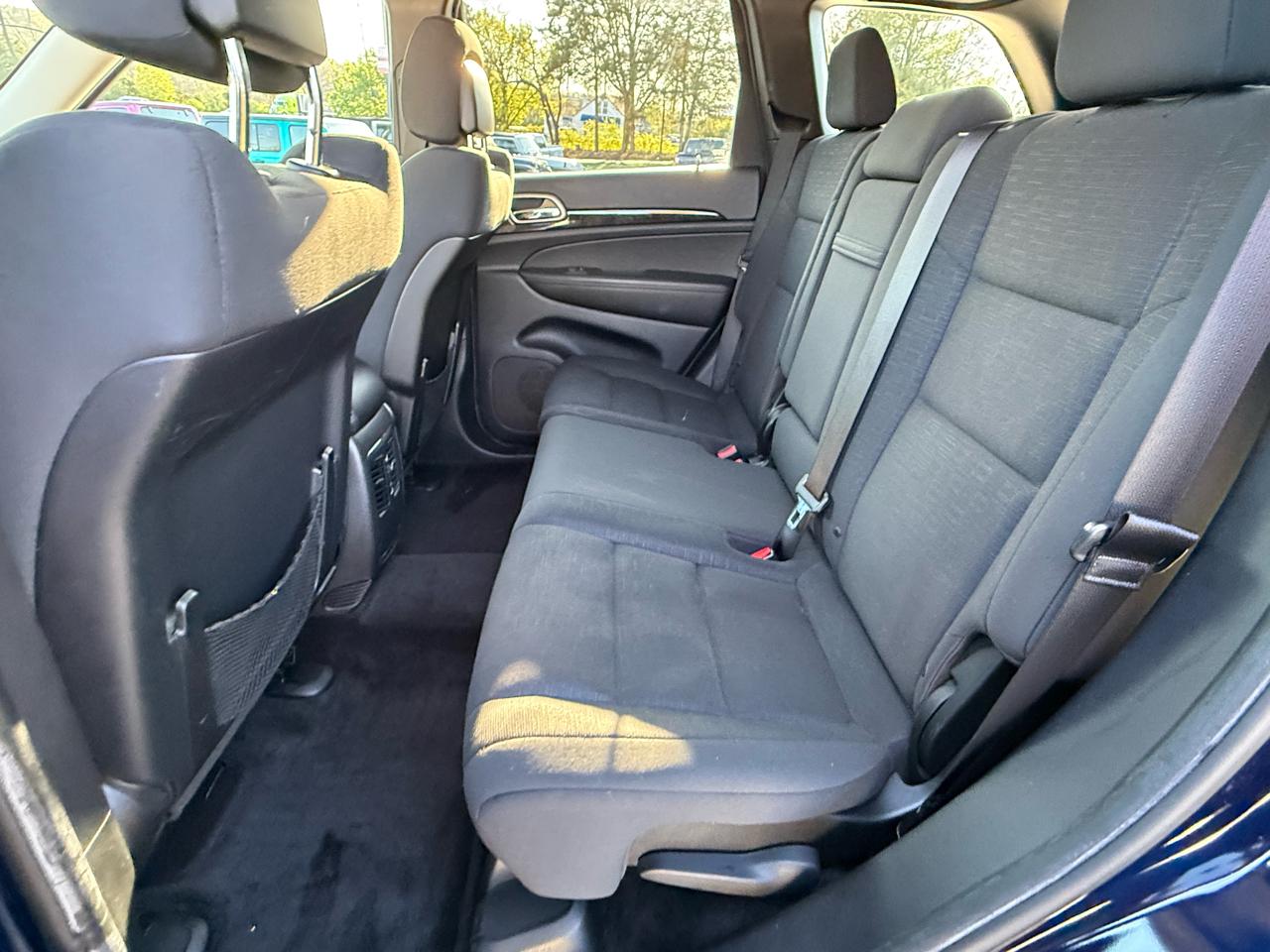 Jeep Grand Cherokee 4WD 4dr Laredo 2012