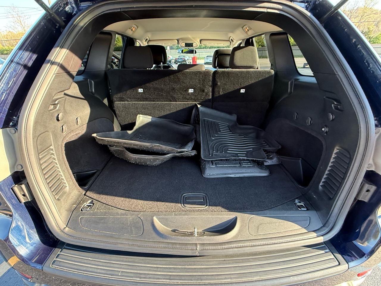 Jeep Grand Cherokee 4WD 4dr Laredo 2012