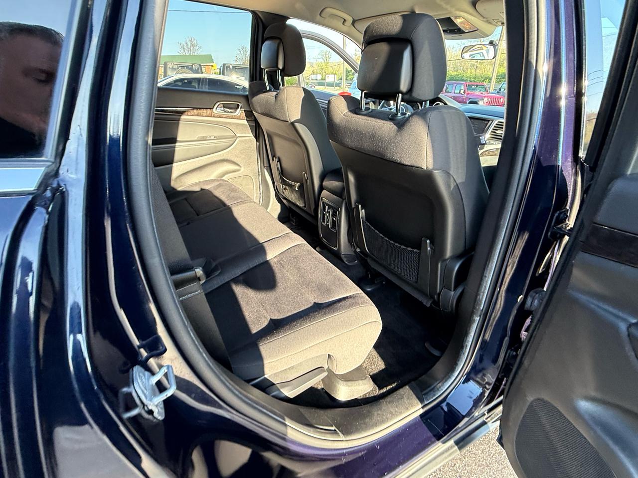 Jeep Grand Cherokee 4WD 4dr Laredo 2012