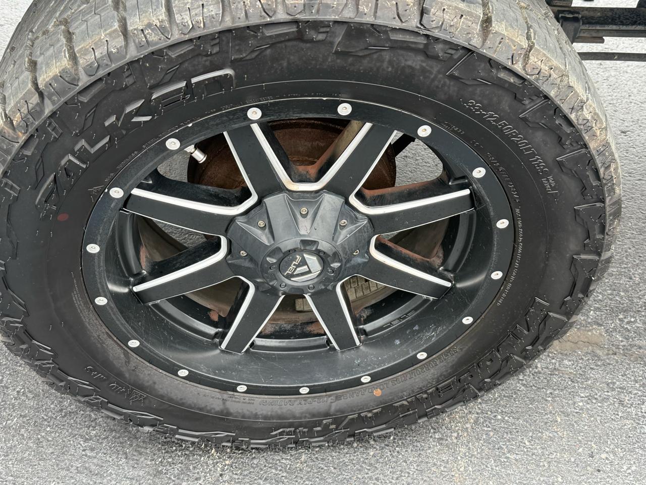 Toyota Tacoma SR5 Double Cab 5' Bed V6 4x4 AT (Natl) 2017