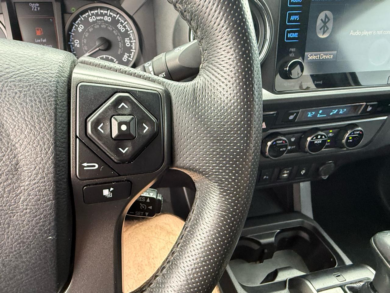 Toyota Tacoma SR5 Double Cab 5' Bed V6 4x4 AT (Natl) 2017