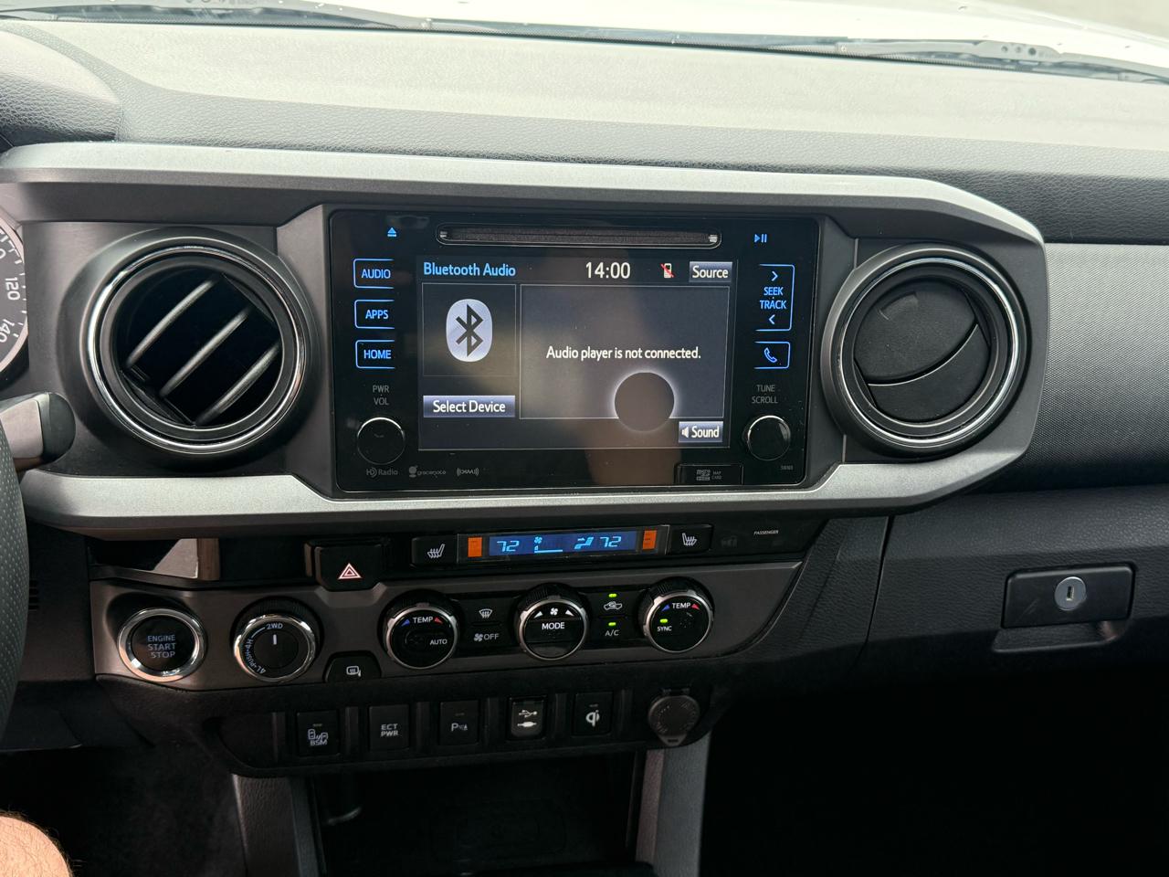 Toyota Tacoma SR5 Double Cab 5' Bed V6 4x4 AT (Natl) 2017