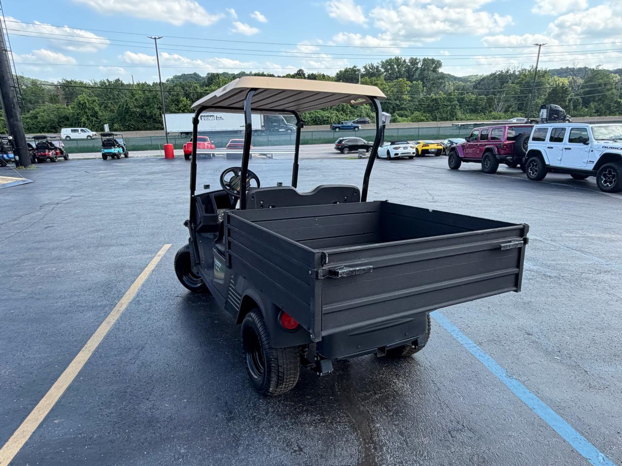 Cushman Hauler  2023