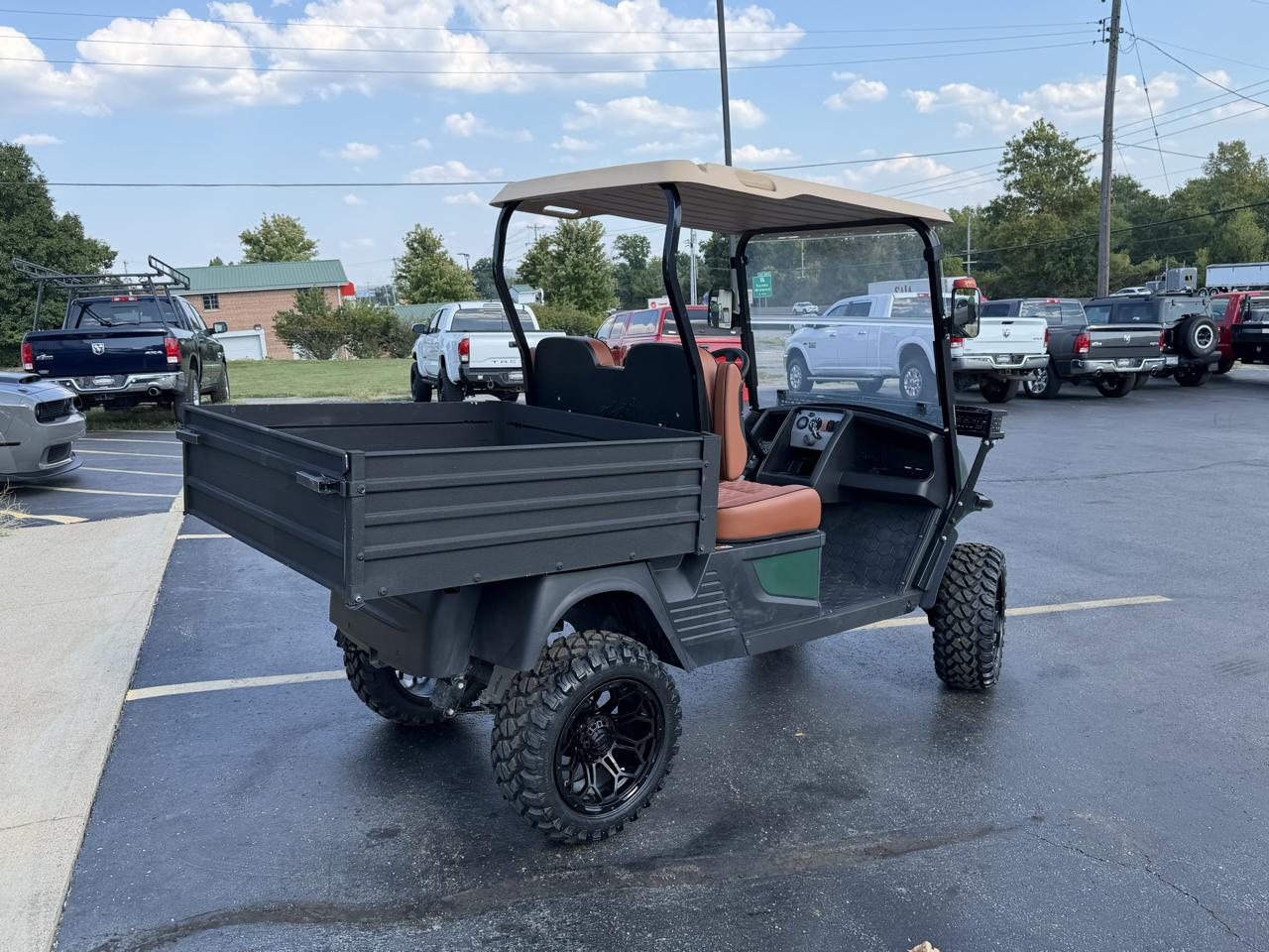 Cushman Hauler  2023