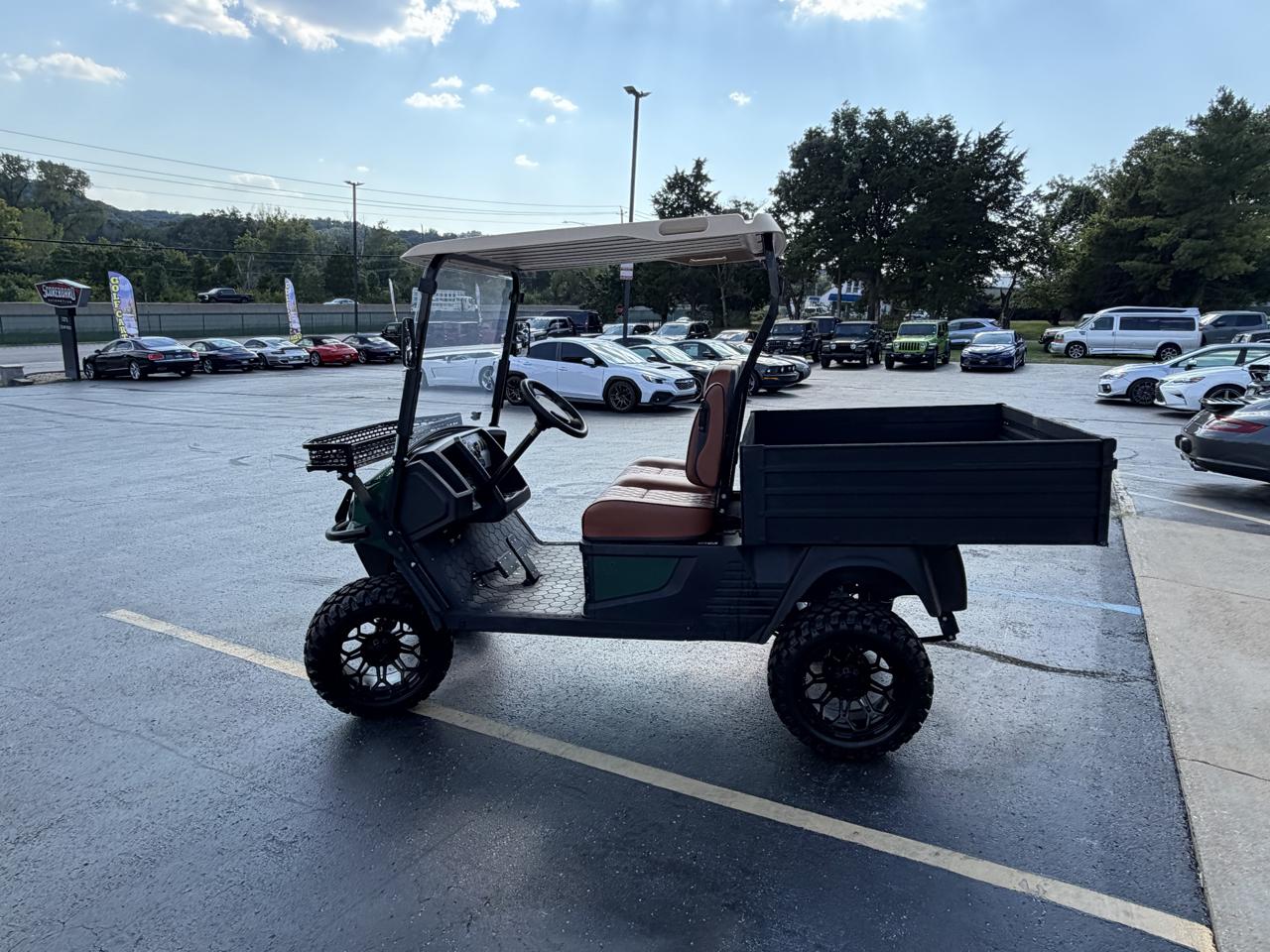 Cushman Hauler  2023