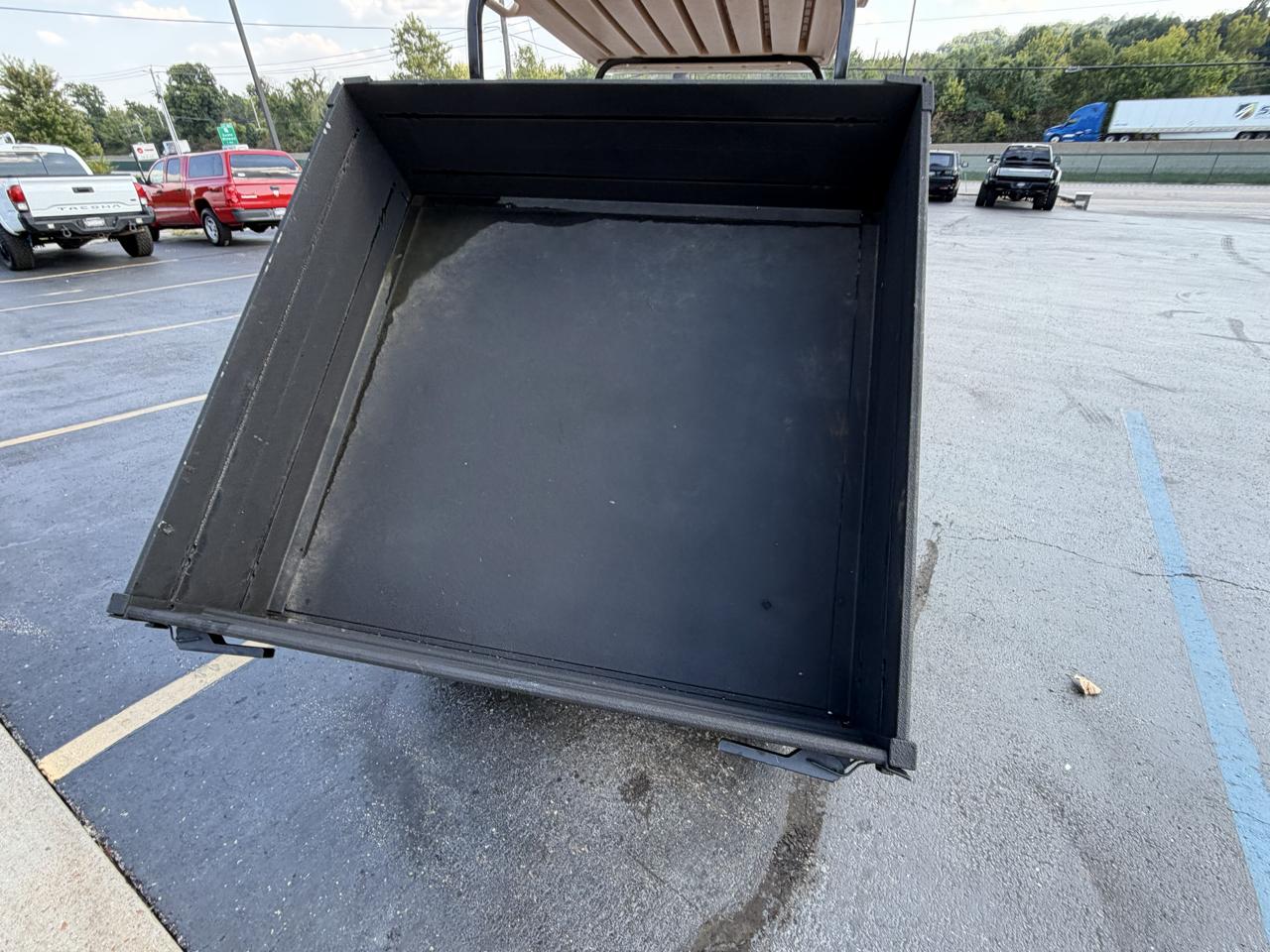 Cushman Hauler  2023