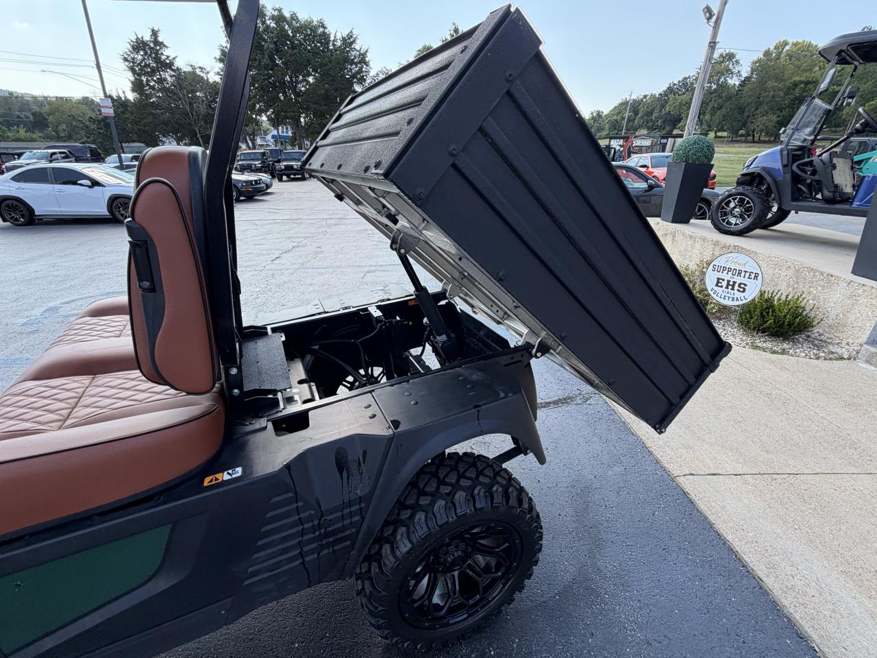 Cushman Hauler  2023