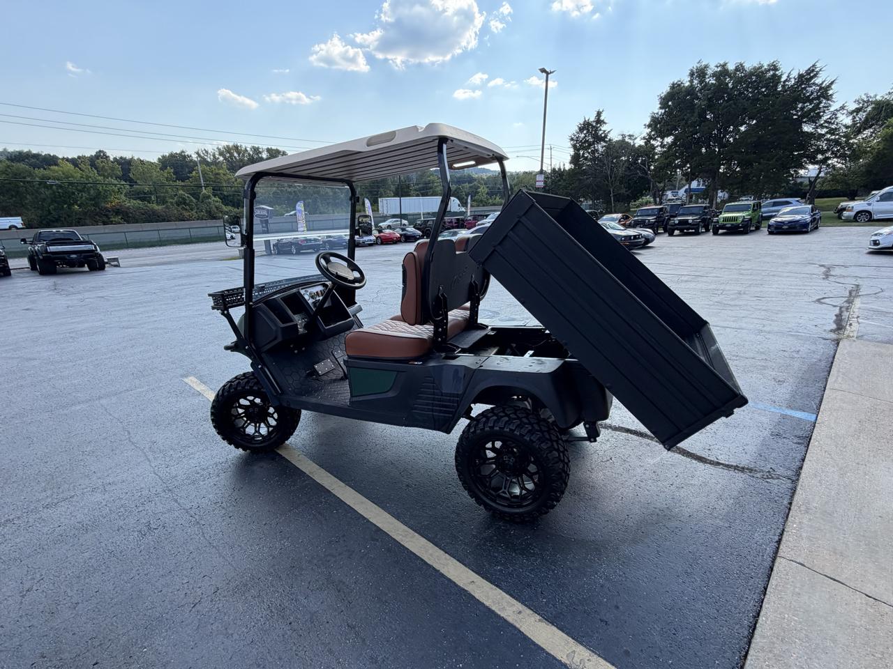 Cushman Hauler  2023