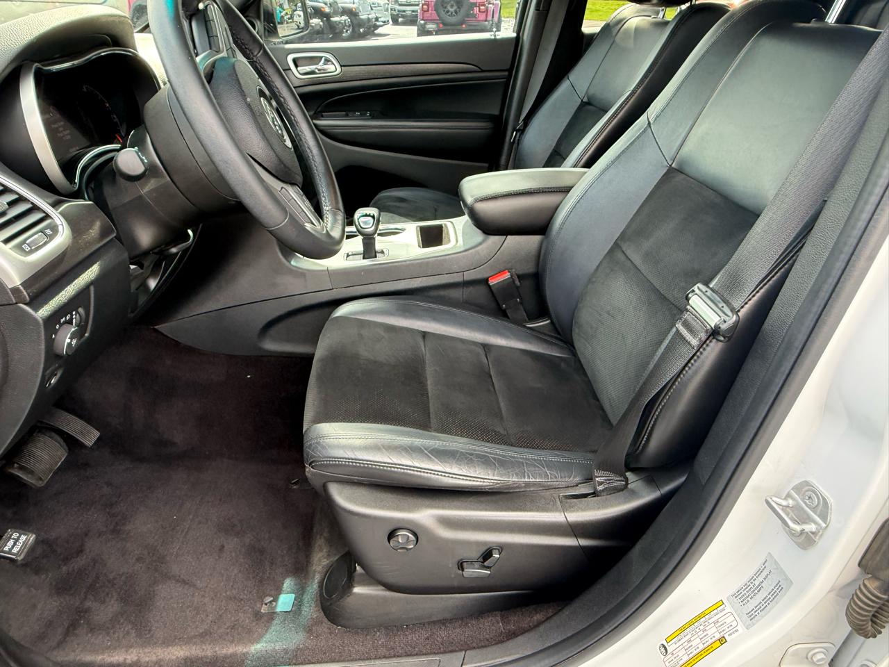 Jeep Grand Cherokee 4WD 4dr Altitude 2015