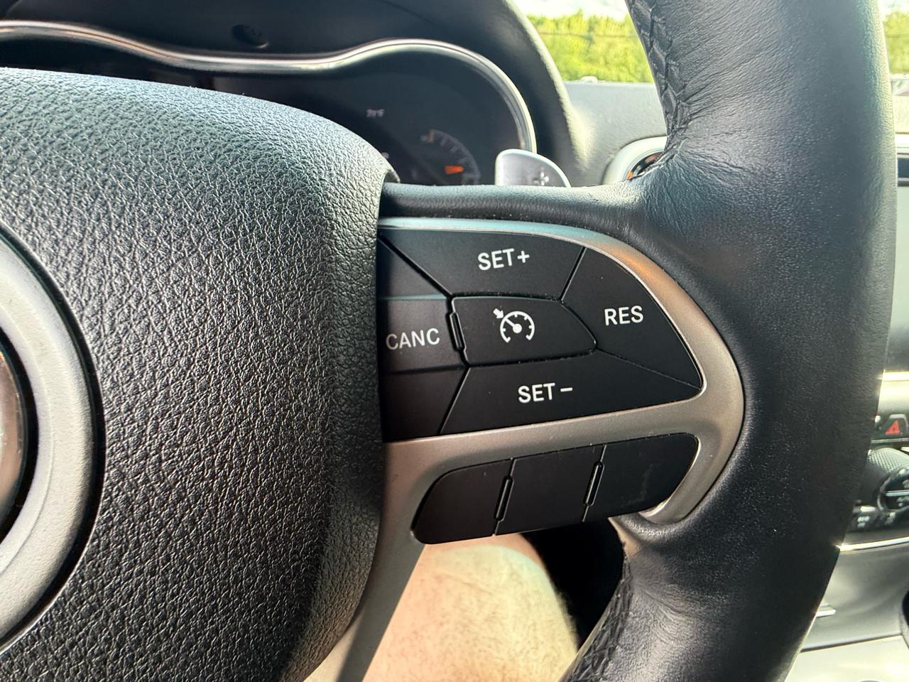 Jeep Grand Cherokee 4WD 4dr Altitude 2015