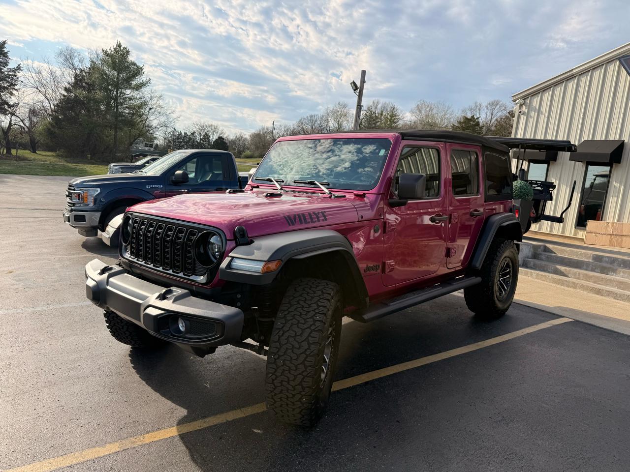 Jeep Wrangler Willys 4 Door 4x4 2024