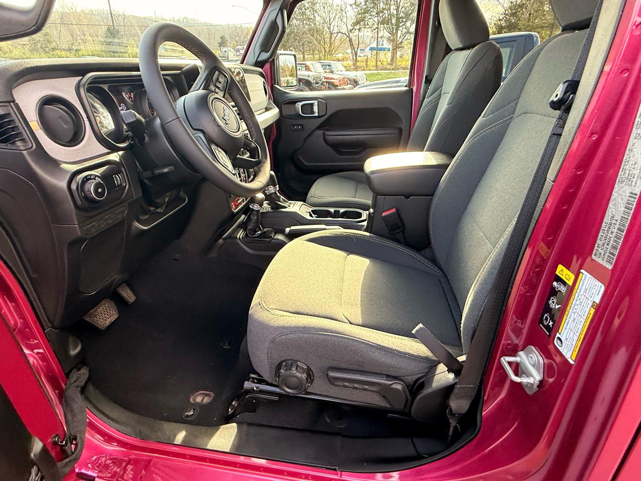 Jeep Wrangler Willys 4 Door 4x4 2024