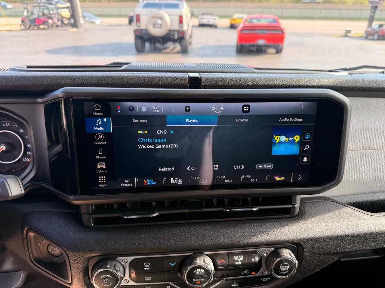 Jeep Wrangler Willys 4 Door 4x4 2024